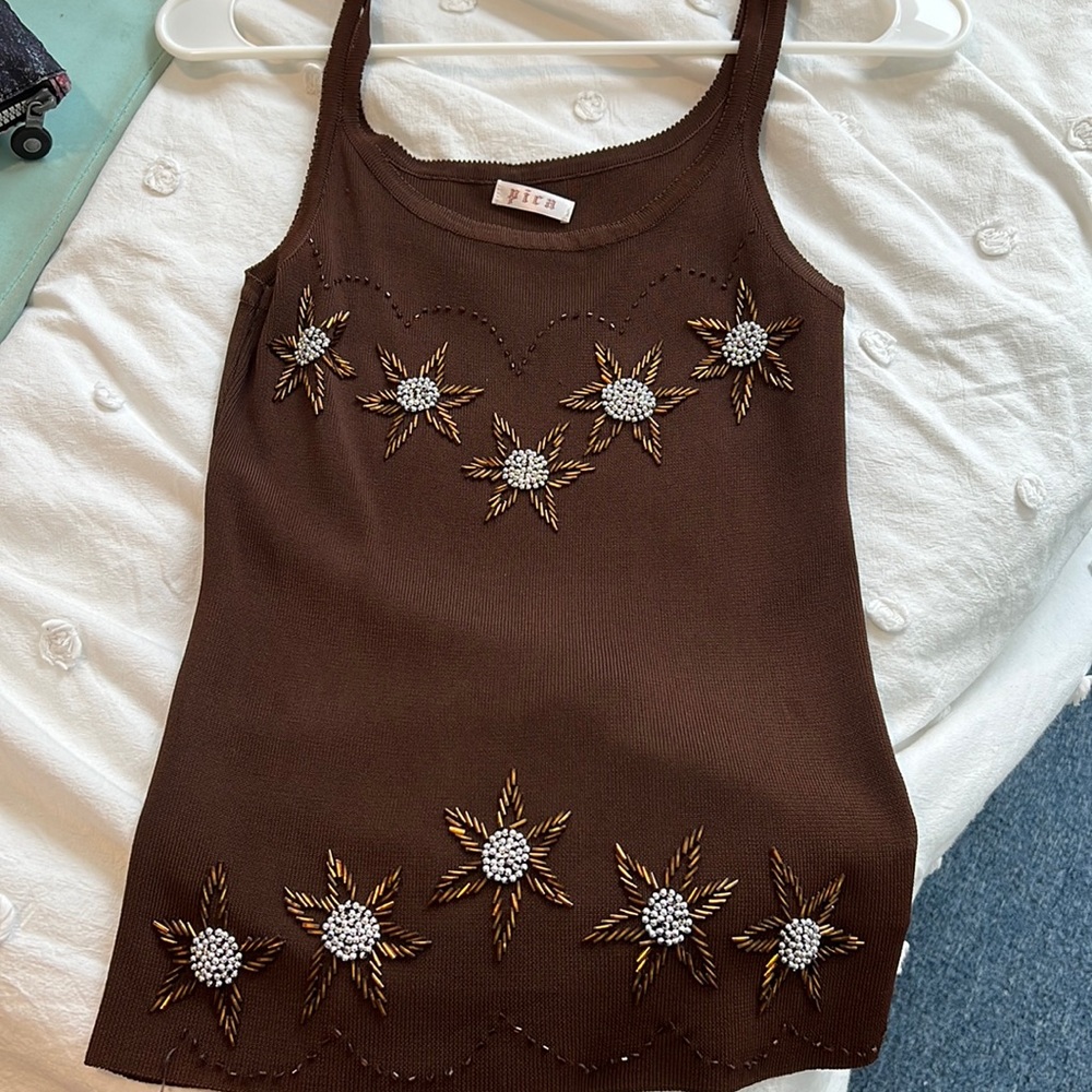 Women top